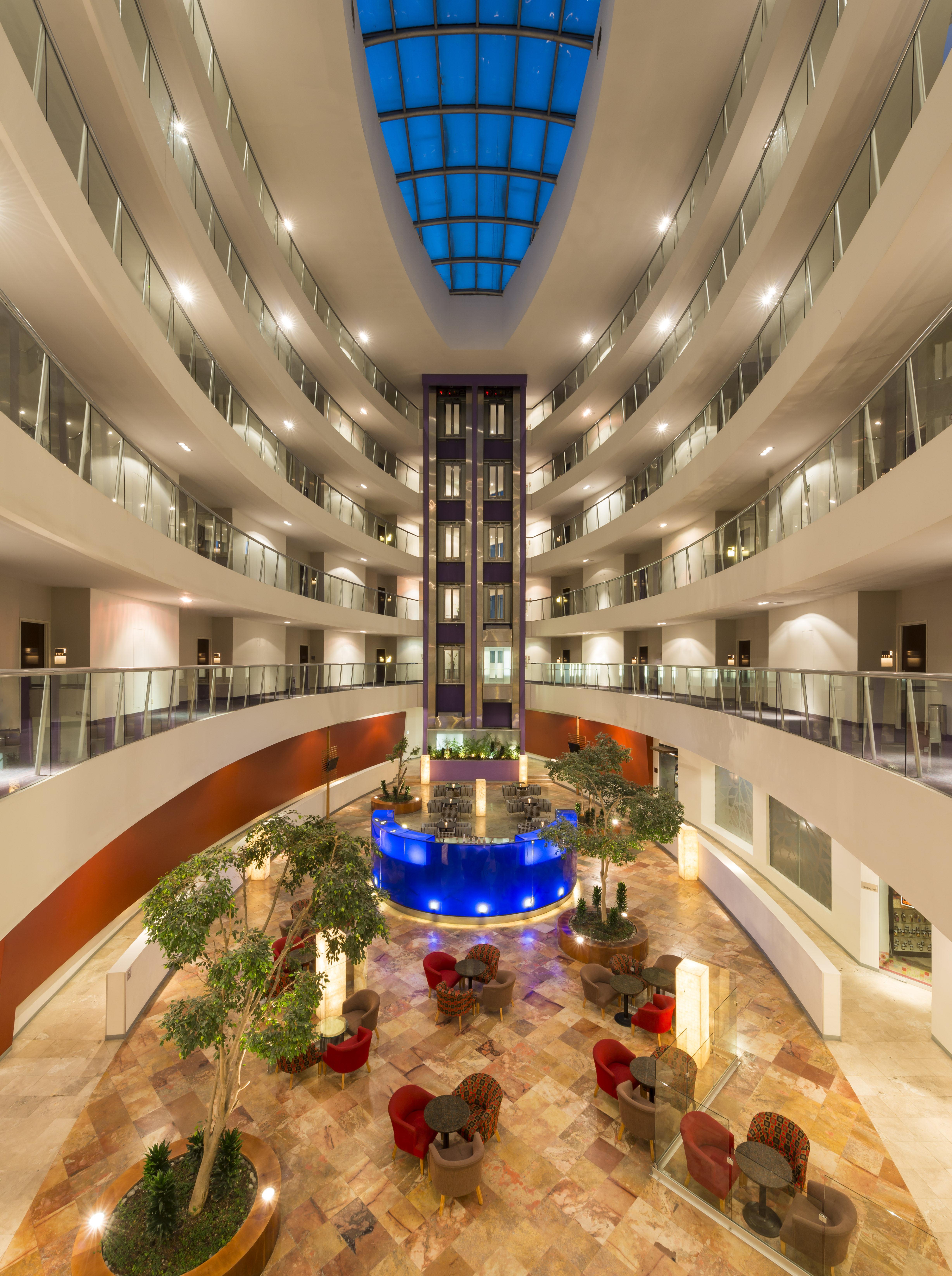Camino Real Pachuca Ξενοδοχείο Εξωτερικό φωτογραφία The interior of the hotel