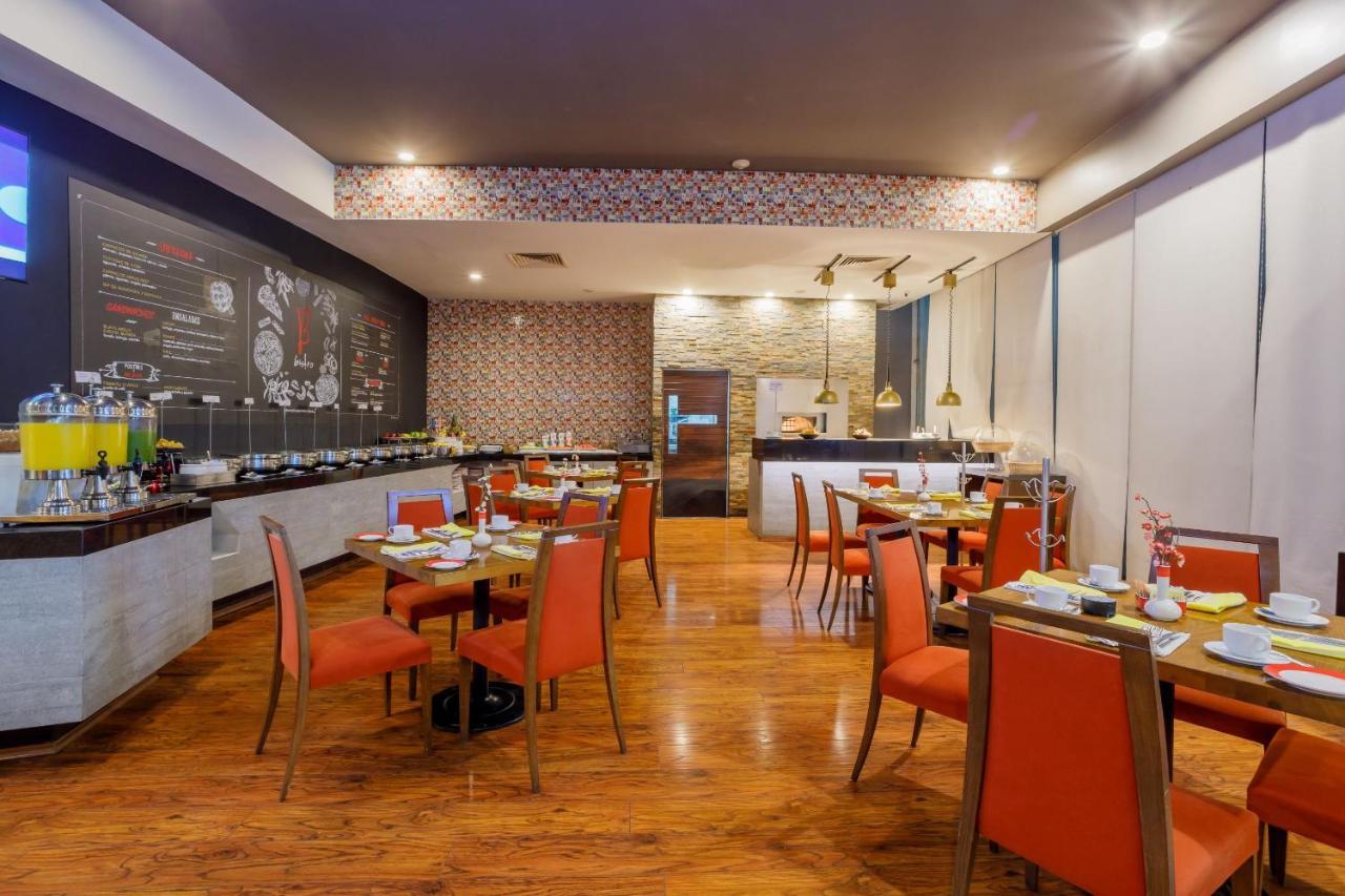 Camino Real Pachuca Ξενοδοχείο Εξωτερικό φωτογραφία The restaurant