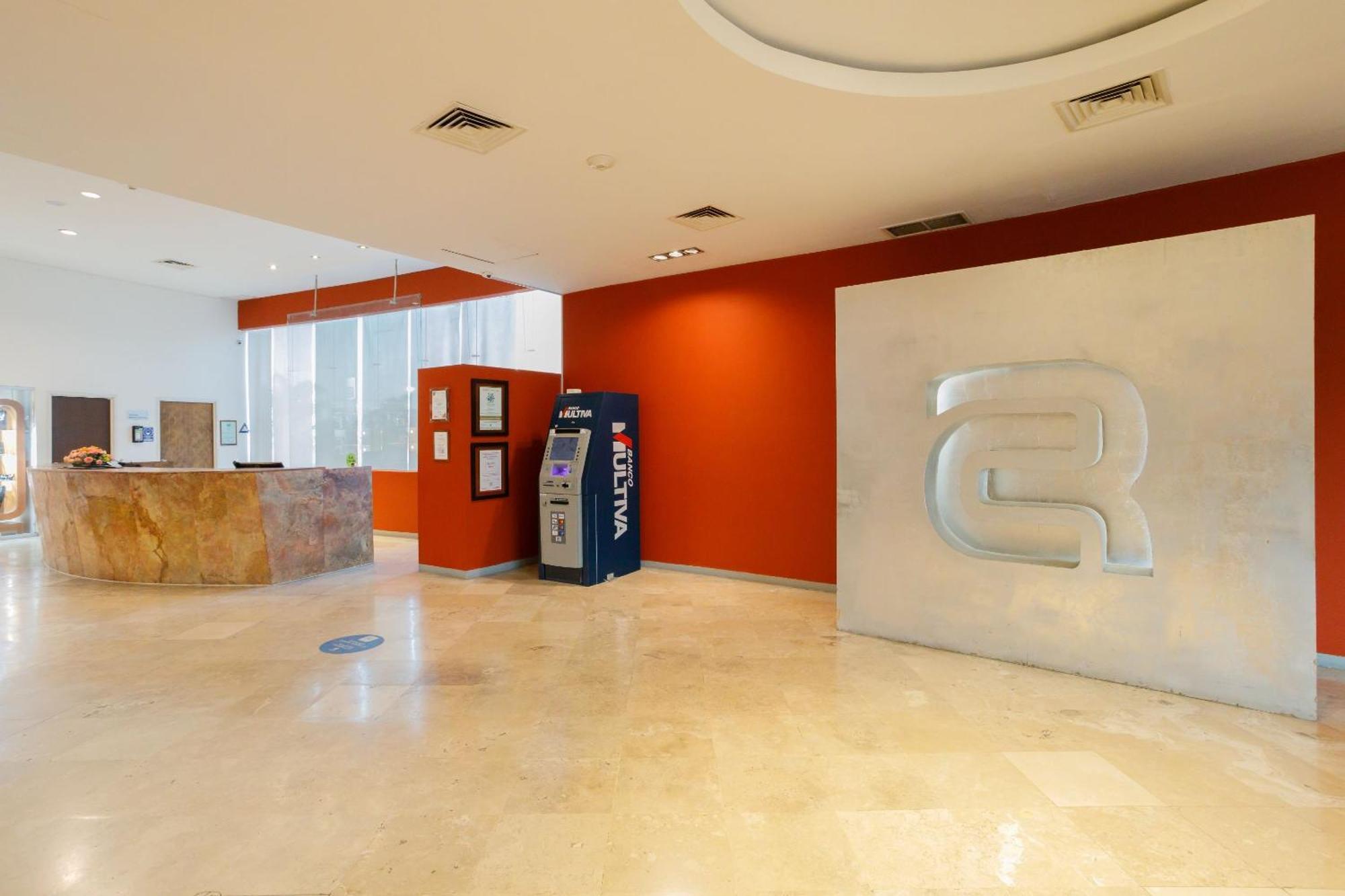Camino Real Pachuca Ξενοδοχείο Εξωτερικό φωτογραφία Lobby of the hotel